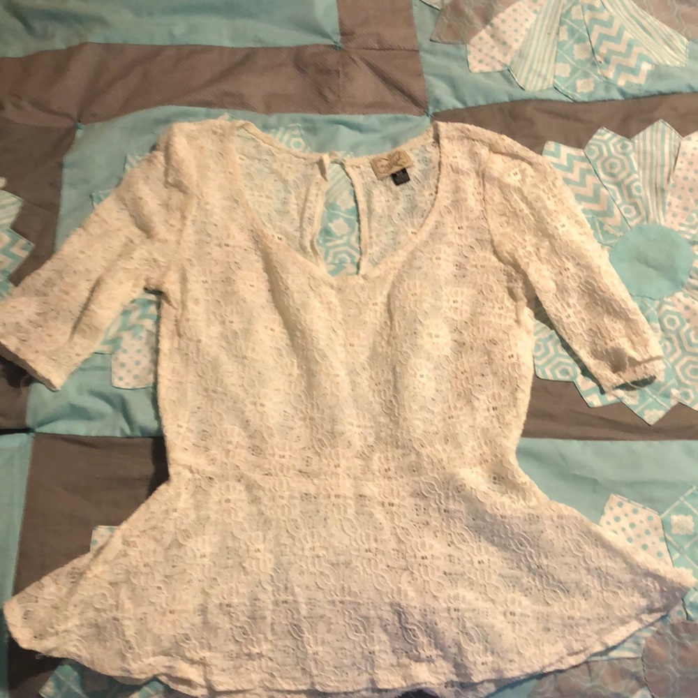 White Lace 3-quarter sleeve Pelham top xs